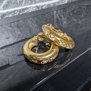 Vintage 90s Gold Tone 1" Hoop Earrings Rhinestone Crystal Estate Fashion Jewelry
